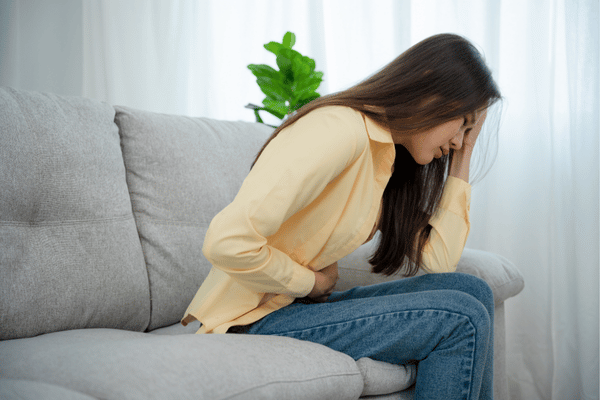 Dù ăn uống bình thường nhưng rất dễ bị đau bụng
