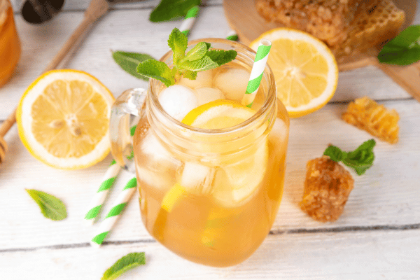 Chữa khàn tiếng bằng mật ong, chanh, quất