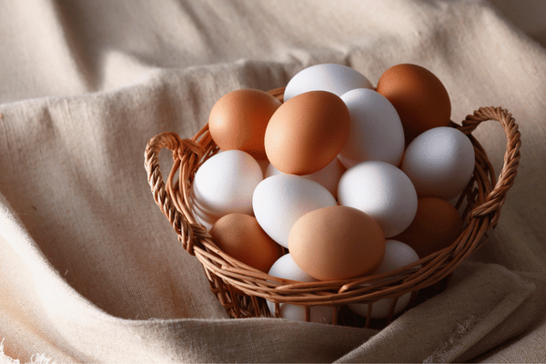 Nếu chưa biết ăn gì để tóc mọc dày thì hãy thêm trứng vào thực đơn